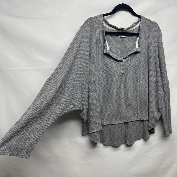 Urban Outfitters Gray Henley Women's Pullover Size Large Oversized Waffle Knit - Picture 3 of 10